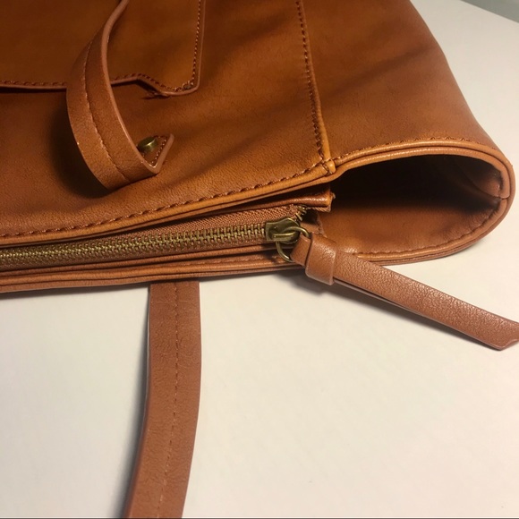 Universal Thread large camel purse - Picture 9 of 11